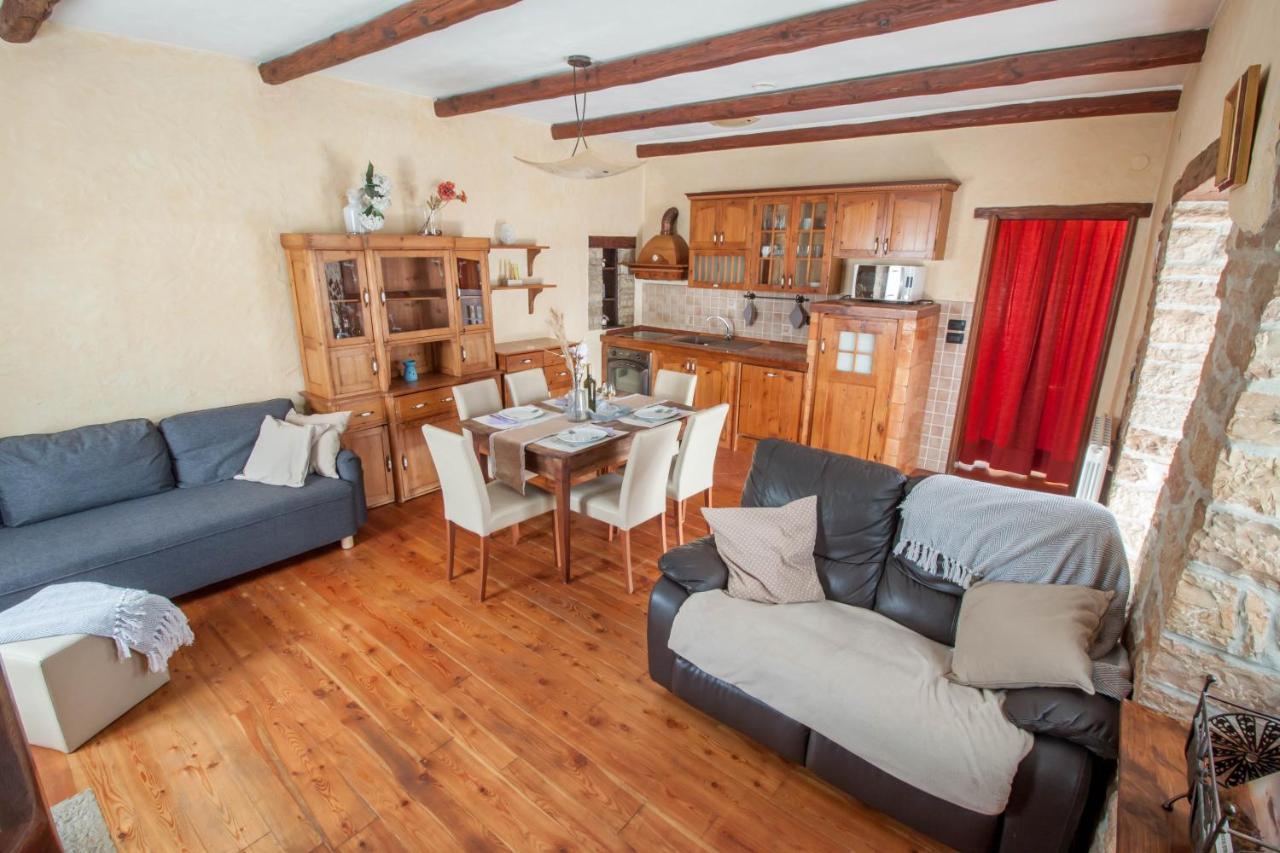 Stara Kuca Apartment Heki Luaran gambar