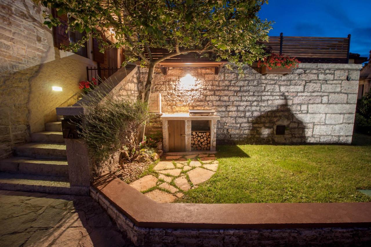 Stara Kuca Apartment Heki Luaran gambar