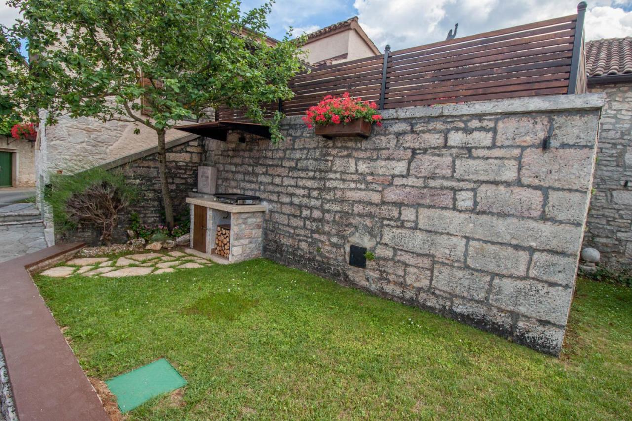 Stara Kuca Apartment Heki Luaran gambar